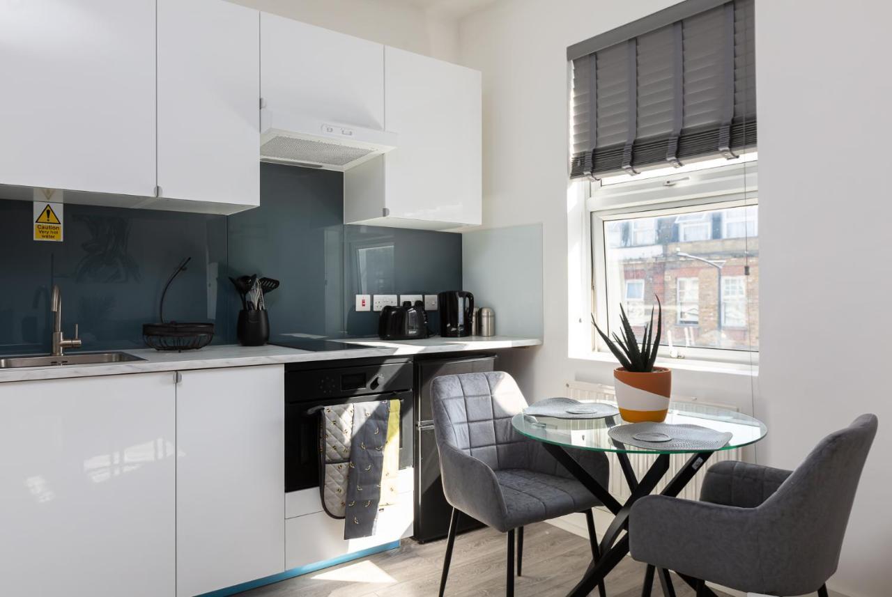 Studio Apt, 8 Min Walk From Tube 3 London Exteriör bild