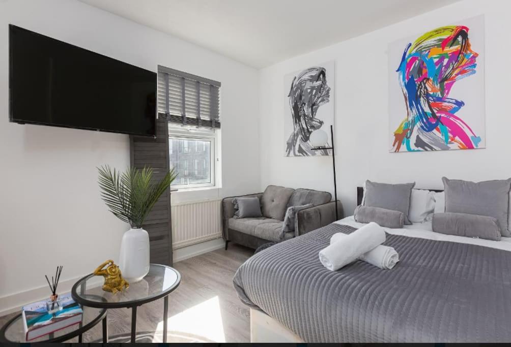 Studio Apt, 8 Min Walk From Tube 3 London Exteriör bild