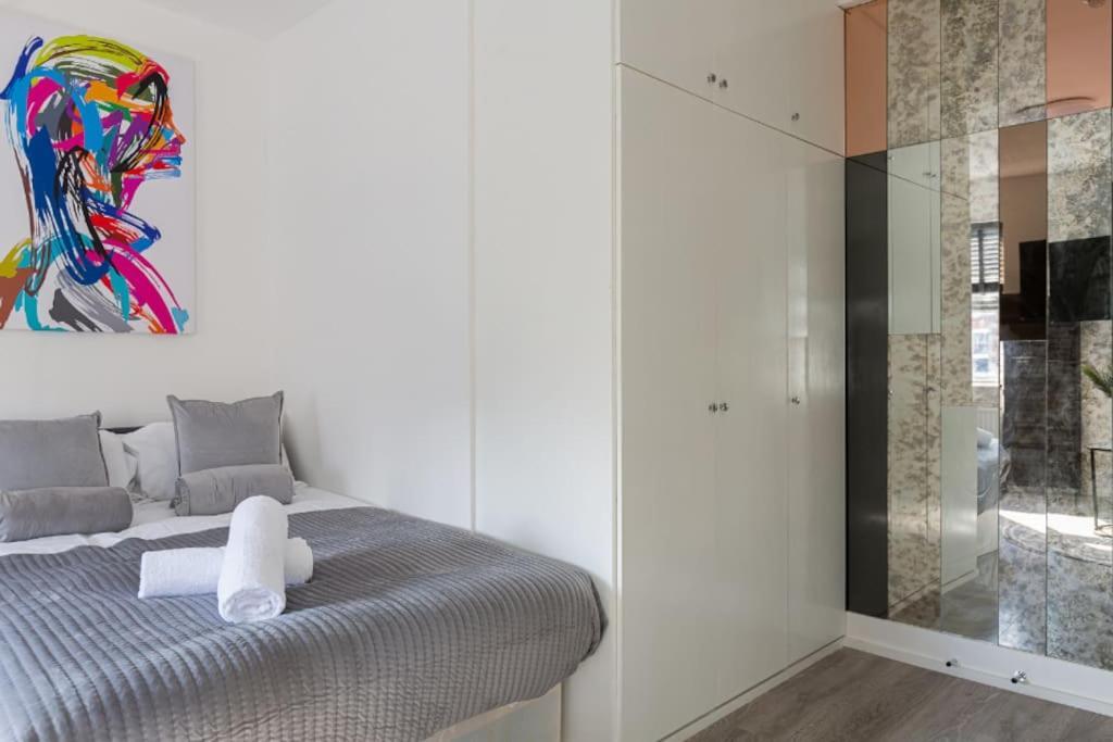 Studio Apt, 8 Min Walk From Tube 3 London Exteriör bild
